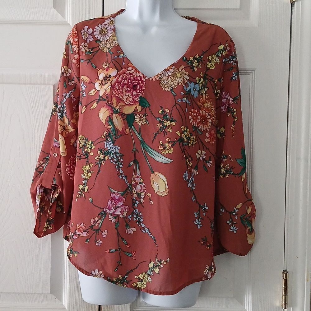 Lily White rust color floral print blouse Sz L NWOT